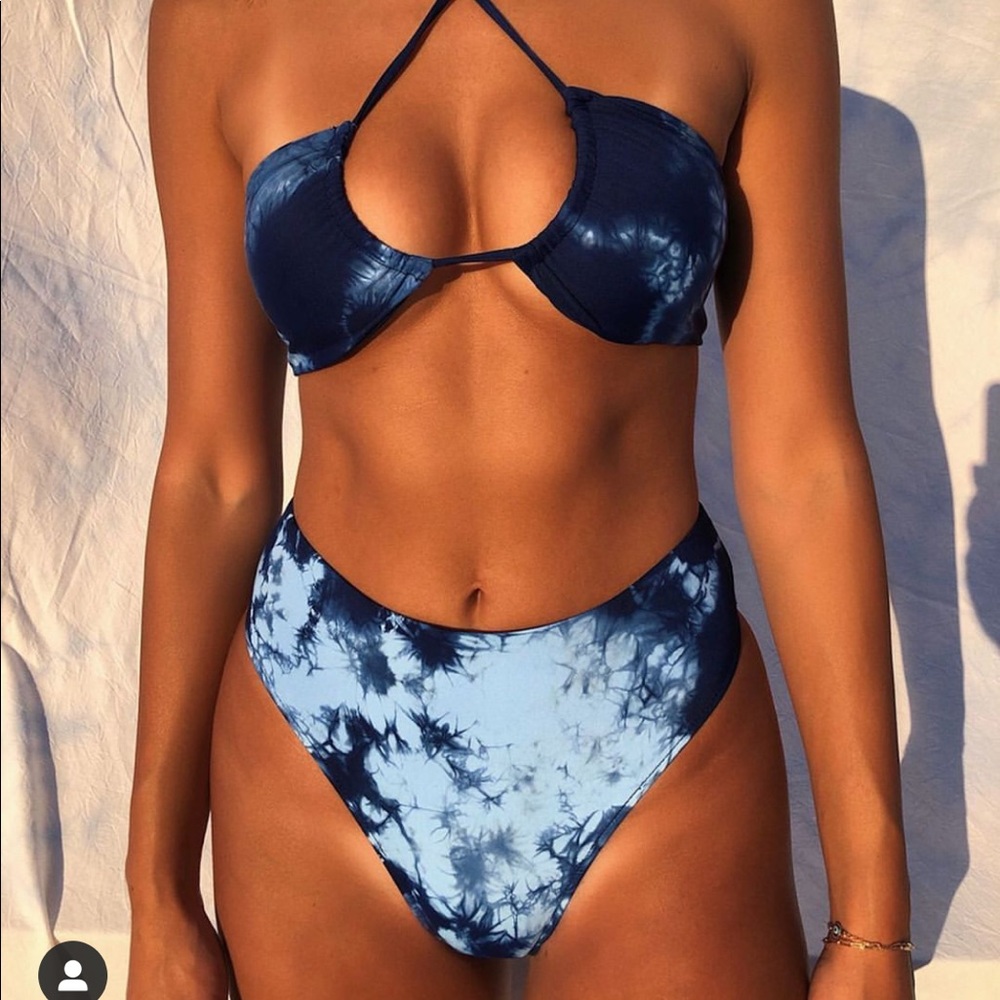 Frankies blue tie die bikini